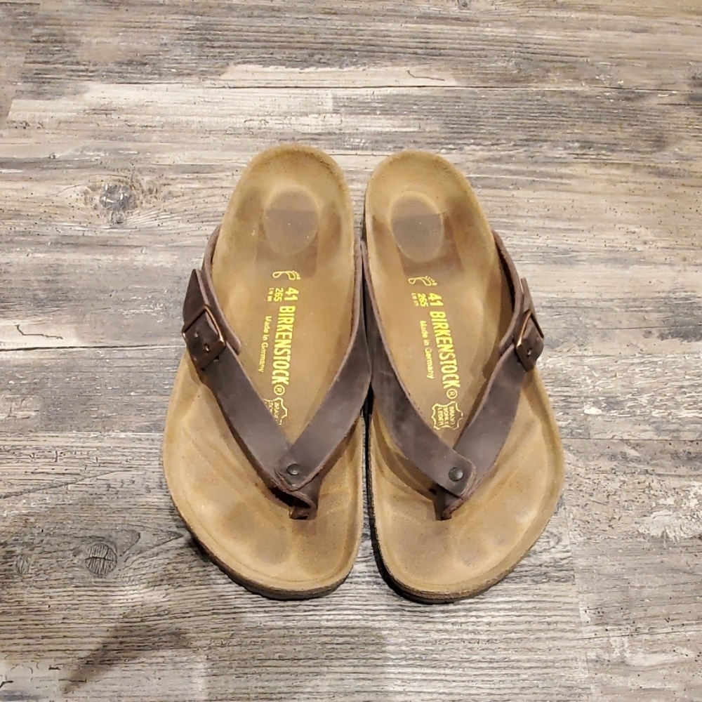 Size 41 Brown Birkenstock Flip Flops